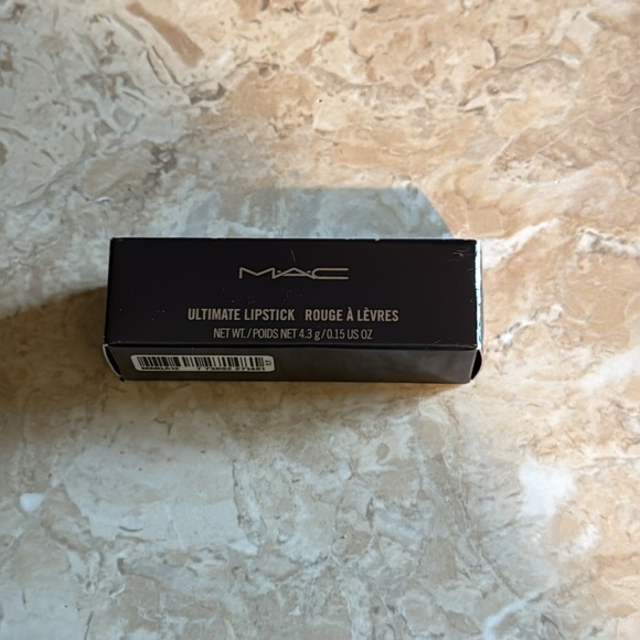MAC Ultimate Lipstick The Scene Glossy Deep Berry Dark Burgundy Red NEW IN BOX - Picture 3 of 3